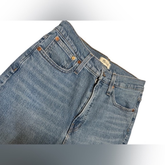 The Perfect Vintage Jean in light Blue Wash: Raw-Hem Edition sz 29 - Picture 2 of 9